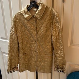 Burberry Quilted Tan/ Gold Lightweight Jacket with gold snaps